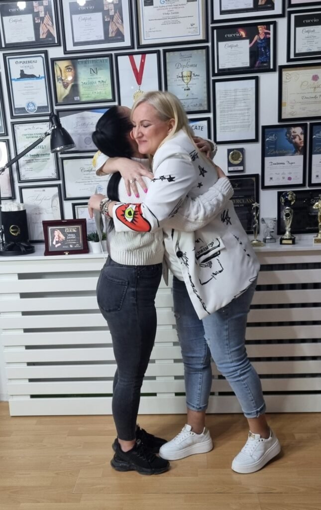 edukacije za trepavice u Nika Academy Novi Sad